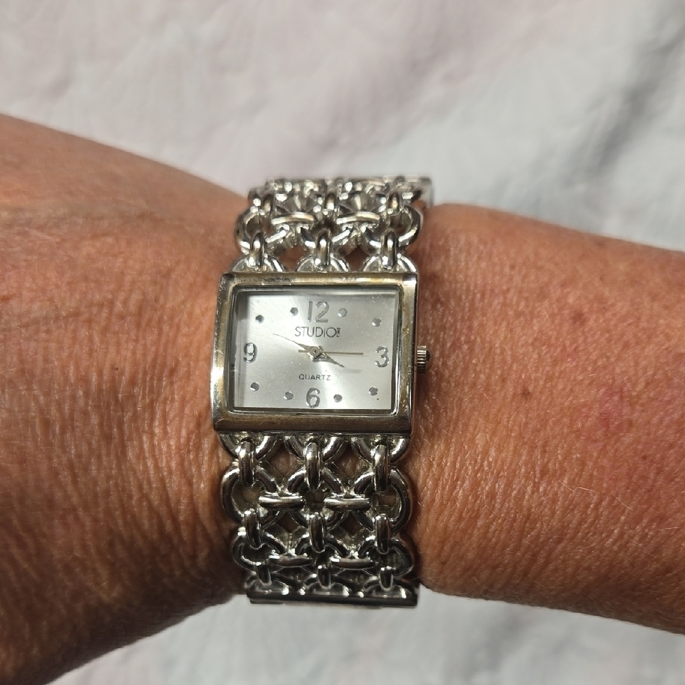 Studio Silver Chain-Link Quartz Watch - Picture 4 of 5